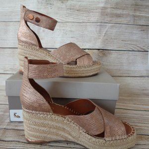 New Franco Sarto Carma Copper wedge heel Size 6